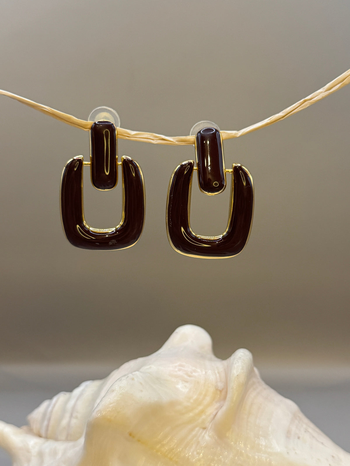 Amber Link Square Earrings