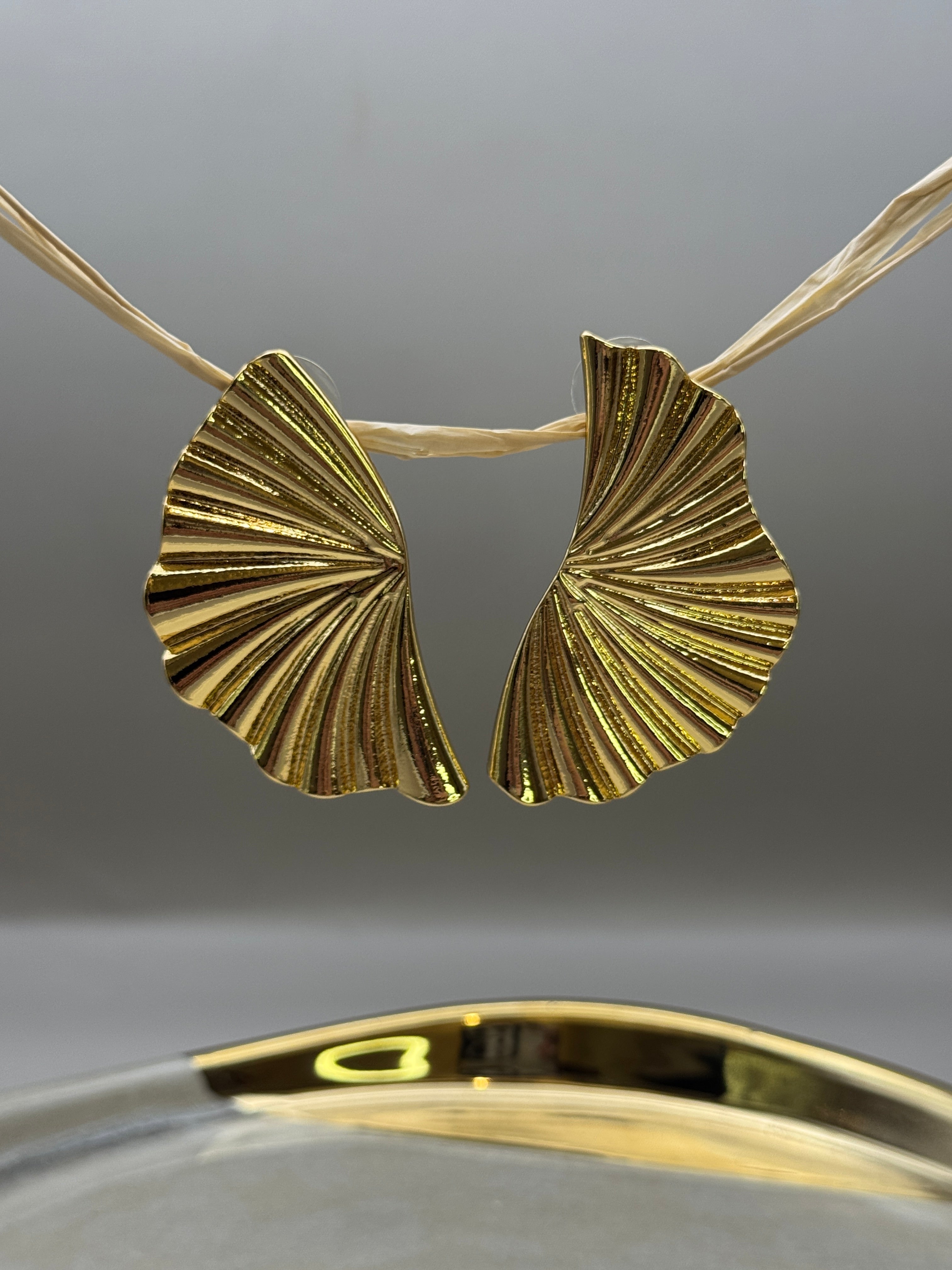 Golden Fan Sculpted Stud Earrings