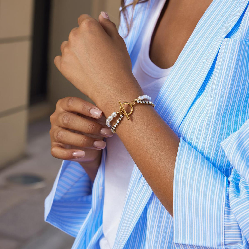 Elegant Double-Layer Pearl & Crystal Bracelet