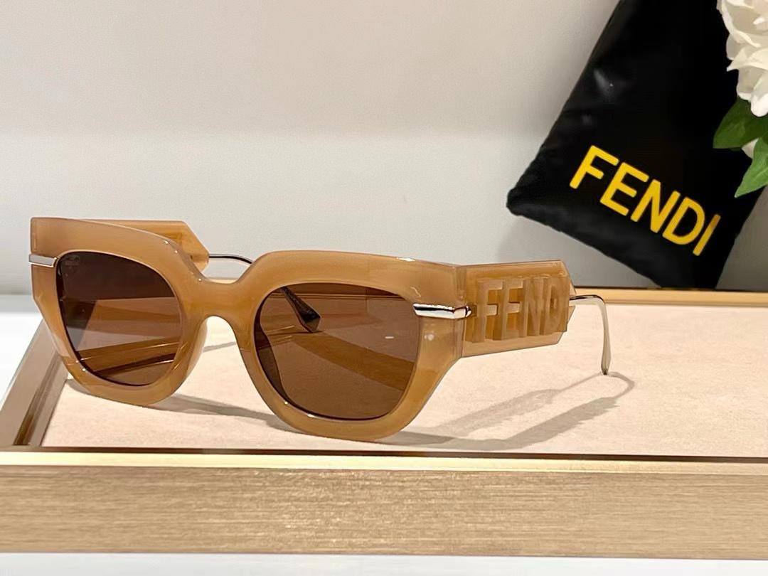 Caramel Cat-Eye Sunglasses